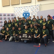 D28LhkqU4AIx_Hv (Large)